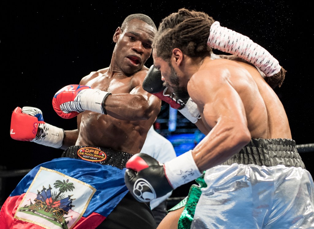 CHERRY WINS TOUGH DECISION OVER&nbsp;DOUGLAS