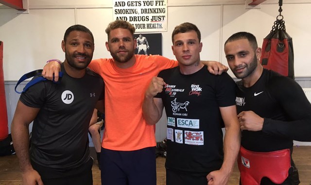 FORMER WORLD CHAMPION BROOK JOINS SAUNDERS TRAINING&nbsp;CAMP