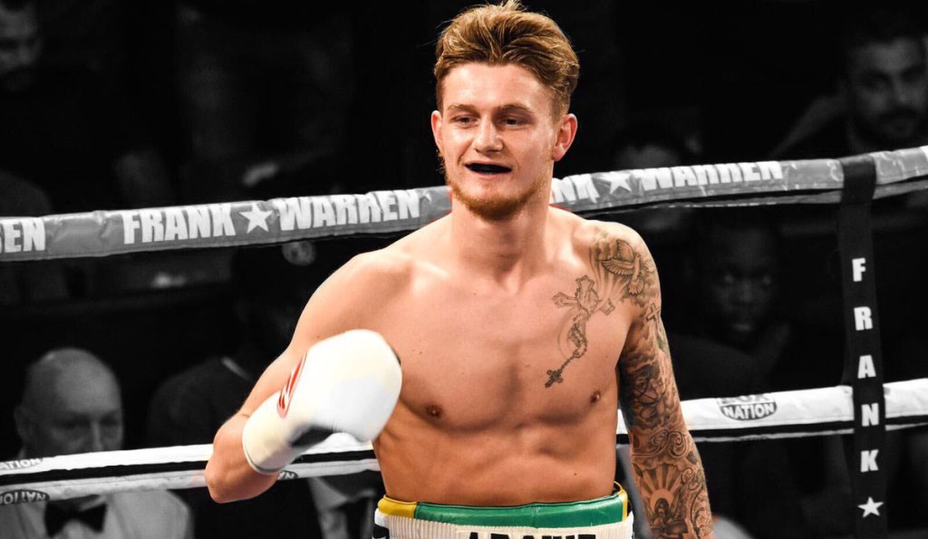 SELBY TOPS SHARP WISH&nbsp;LIST