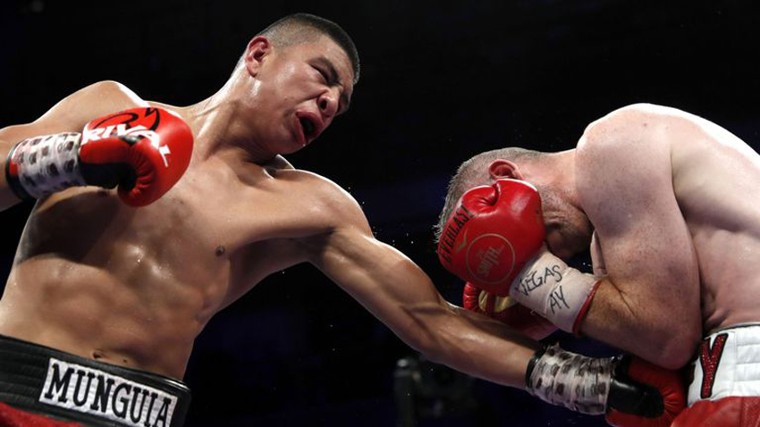 MUNGUIA RETAINS TITLE WITH DECISION WIN OVER&nbsp;SMITH