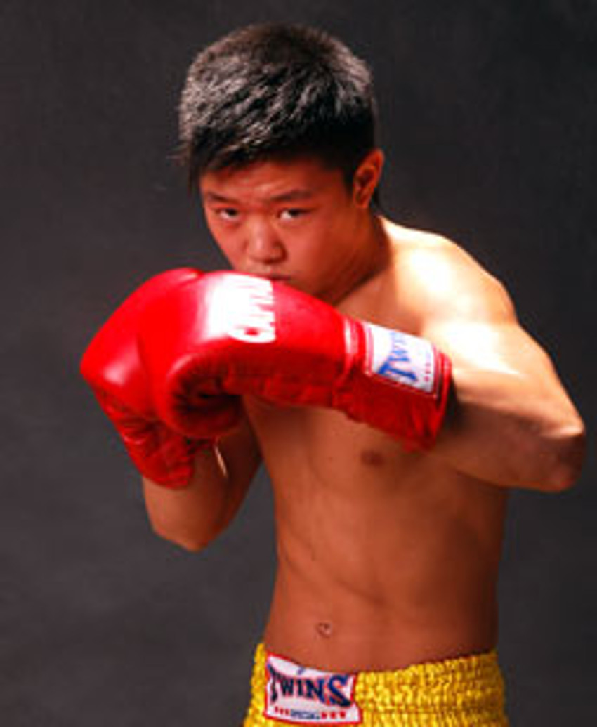 JUNIOR FEATHERWEIGHT KHEGAI STAYS UNDEFEATED WITH TKO OVER&nbsp;NTAMBI