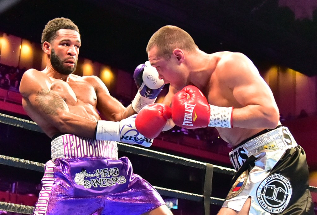 FORMER CHAMPION SERGEY LIPINETS STOPS TWO-TIME CHAMPION LAMONT&nbsp;PETERSON