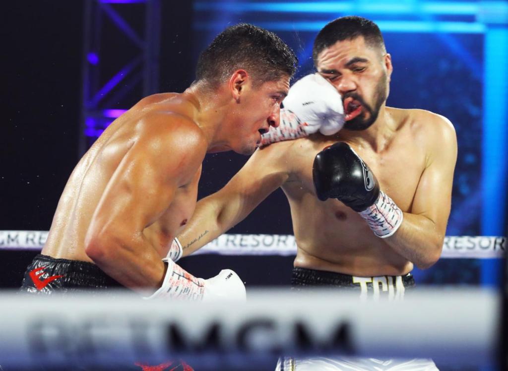 GIOVANNI SANTILLAN LOOKS TO STEAL THE SHOW THIS SATURDAY ON ESPN&nbsp;+