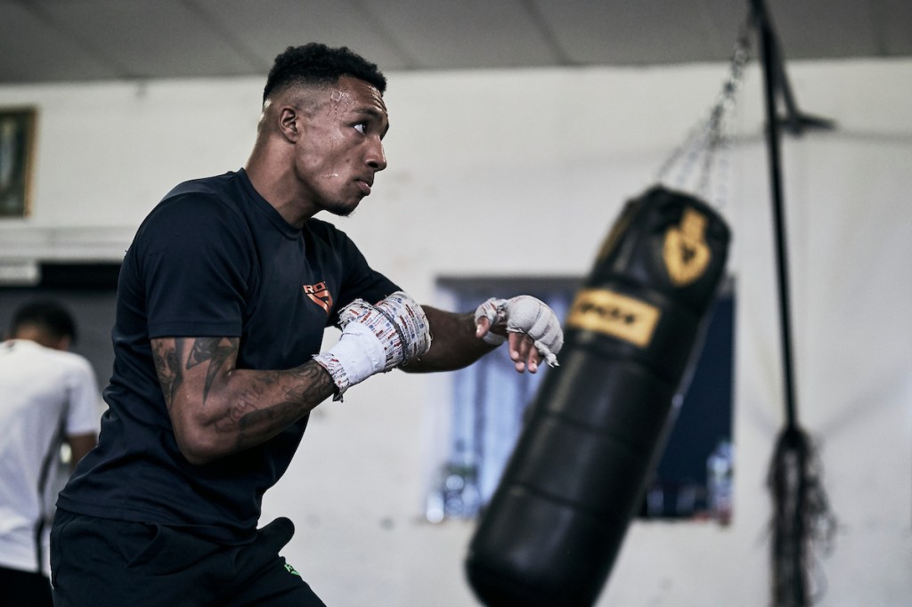 BARRETT: A TRUE FIGHTER WILL FIGHT&nbsp;ANYWHERE!