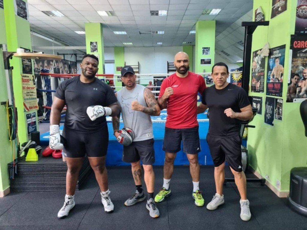 JARRELL MILLER HELPING BOGDAN DINU TO KO DANIEL&nbsp;DUBOIS