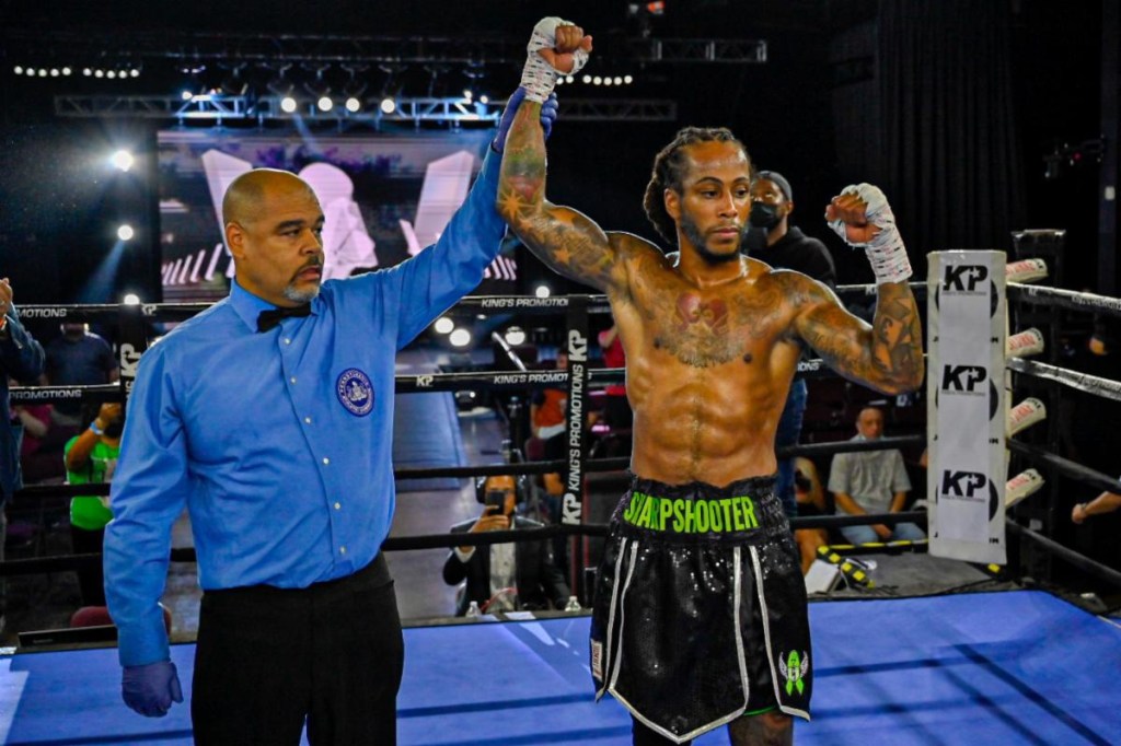 OUTLAW STOPS TORRES IN TWO, CARTO RETURNS WITH 1st ROUND&nbsp;KNOCKOUT!