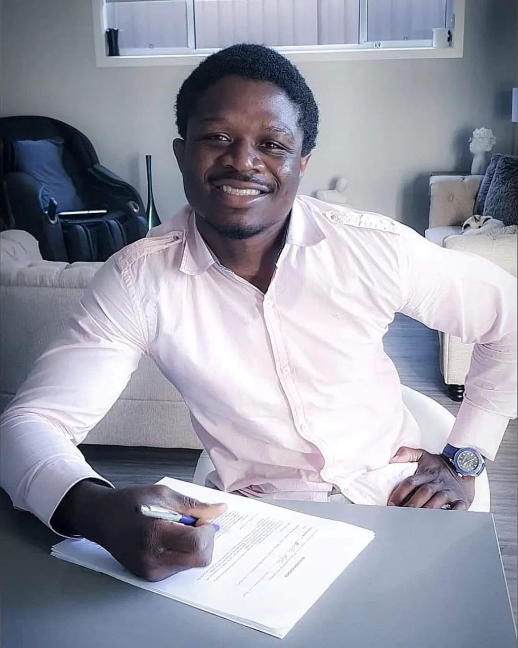 DRAGON FIRE BOXING SIGN WBC REGIONAL CHAMP VICTOR&nbsp;NAGBE!