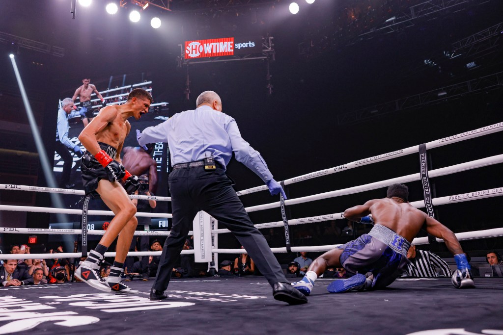 SEBASTIAN FUNDORA STOPS ERICKSON LUBIN AFTER NINE ROUNDS IN INSTANT FIGHT OF THE YEAR&nbsp;CANDIDATE