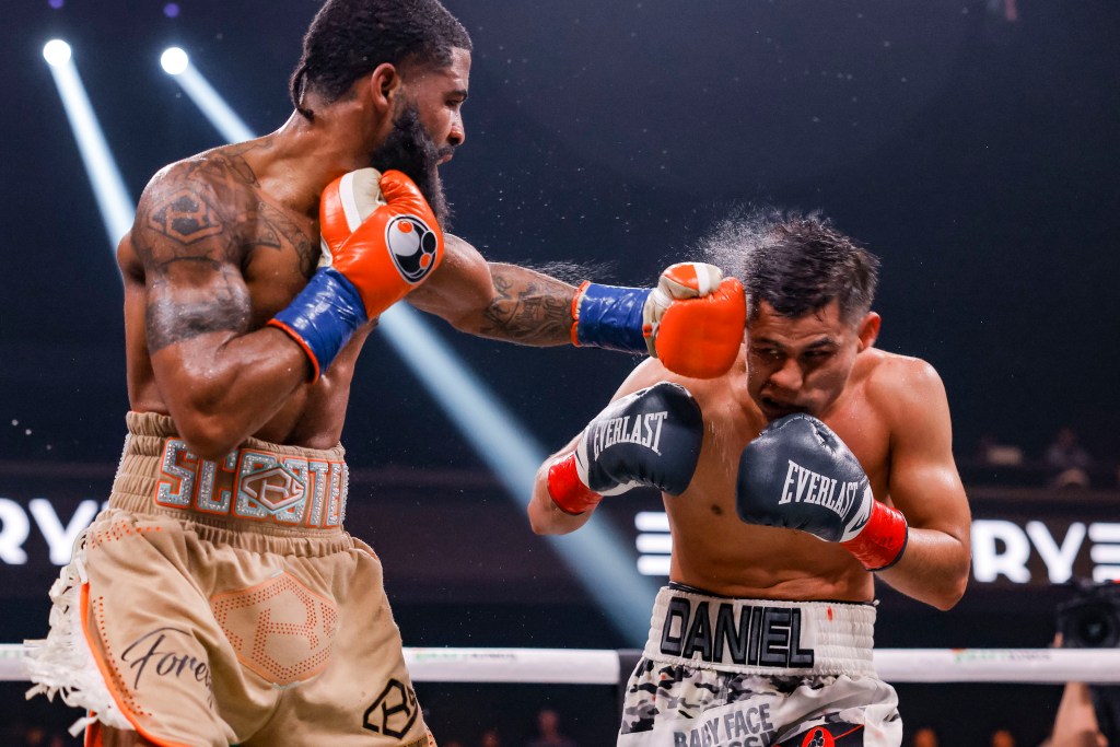UNIFIED 122-POUND WORLD CHAMPION STEPHEN FULTON JR. DAZZLES IN UNANIMOUS DECISION VICTORY OVER DANNY&nbsp;ROMAN