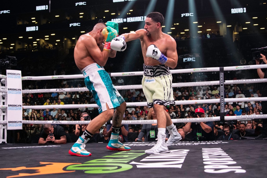 DANNY GARCIA SHINES IN SUPER WELTERWEIGHT DEBUT EARNING DECISION VICTORY OVER JOSE BENAVIDEZ&nbsp;JR!