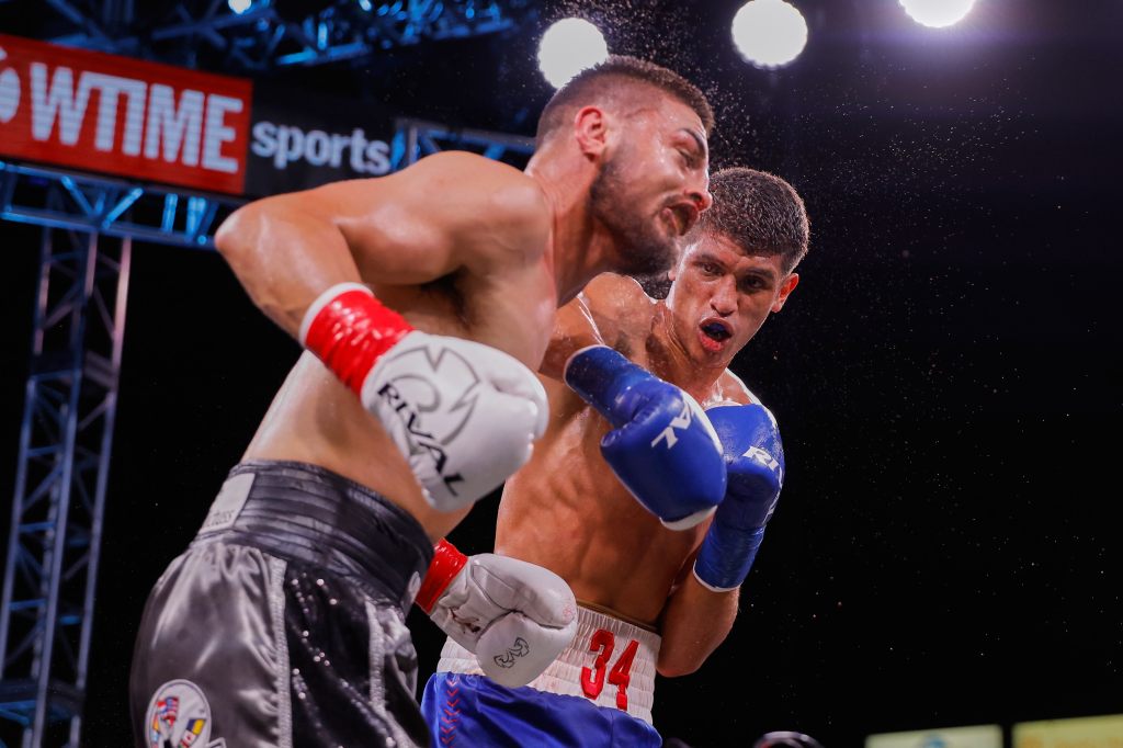 SEBASTIAN FUNDORA REMAINS UNBEATEN WITH PUNISHING UNANIMOUS DECISION OVER CARLOS&nbsp;OCAMPO