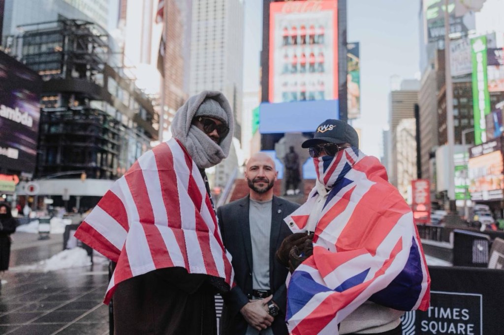 WILDER AND CHISORA FACE OFF IN ICONIC TIMES SQUARE TO ANNOUNCE&nbsp;APRIL 4 HEAVYWEIGHT SHOWDOWN AT THE O2&nbsp;LONDON